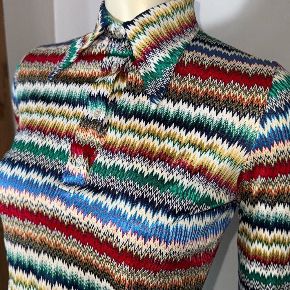Vintage 60s Women's ZigZag Print Pointed Collar Multicolor Rainbow Stripe Size S - Picture 3 of 13
